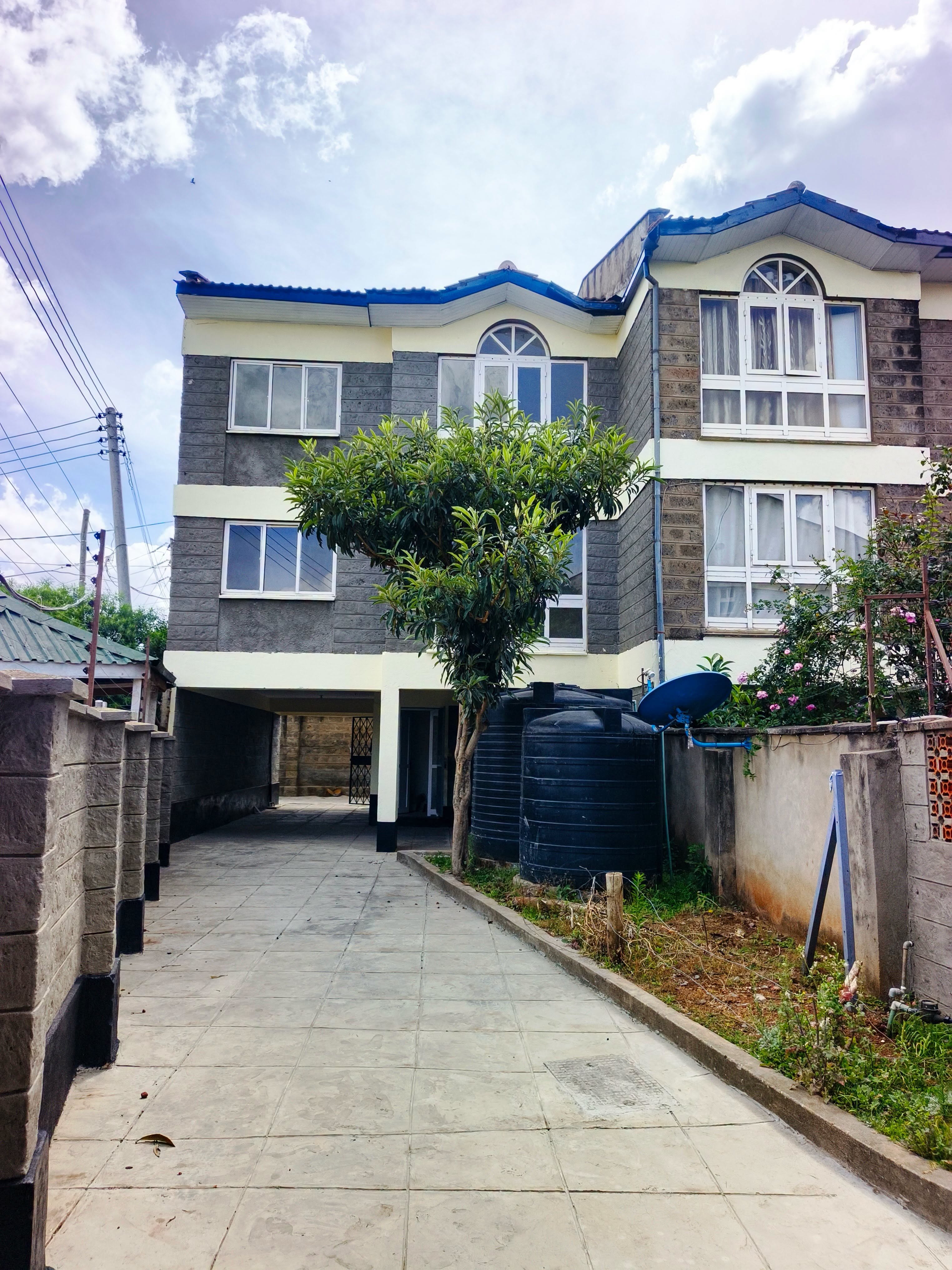 4 Bedroom + DSQ Townhouse for Rent in South C
