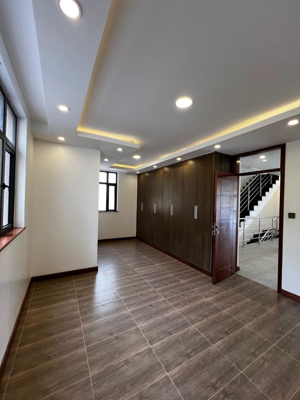 4-Bedroom + DSQ Townhouse For Sale in Spring Valley Image