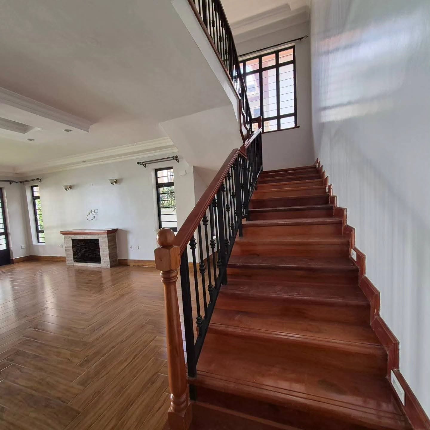 4-Bedroom + DSQ Townhouse To Let in Runda, Kiambu Road Image