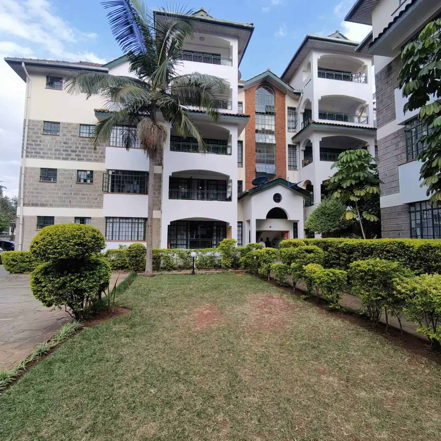 4 Bedroom Duplex Apartment + DSQ for Rent in Lavington