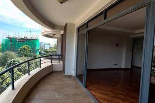 4-bedroom duplex apartment for rent in RIVERSIDE