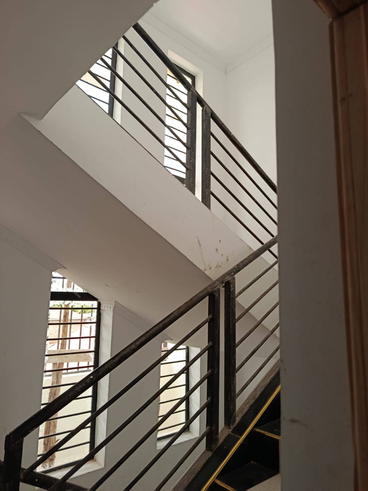 4 Bedroom Flat Roof Maisonette For Sale Along Kenyatta Road