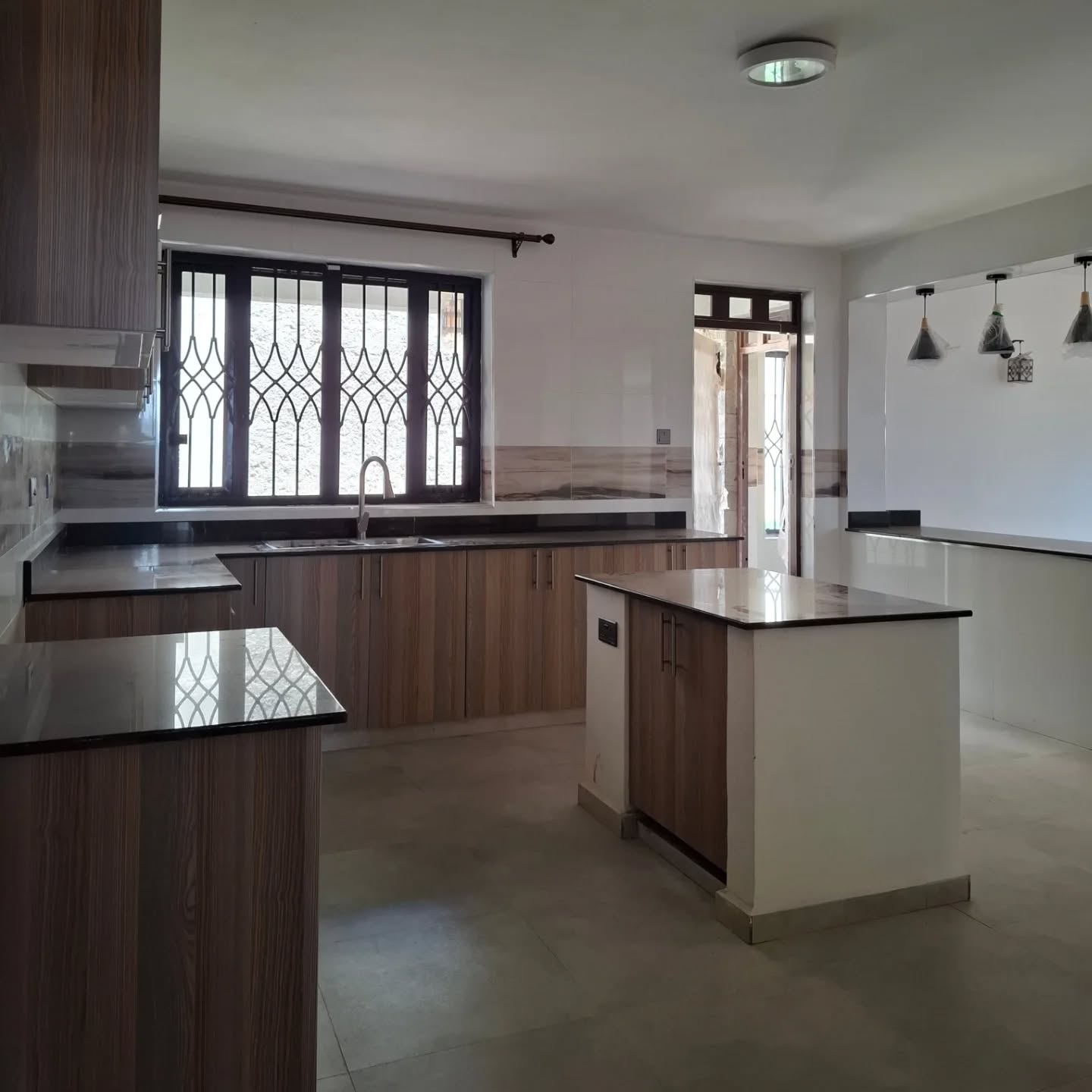 4 bedroom maiosnette +dsq(All ensuite)+Study for sale Off waiyaki way,Rironi Image