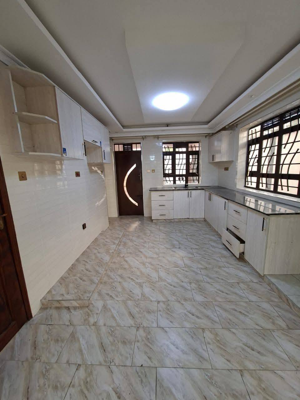 4 Bedroom Maisonette All Ensuite + DSQ for Rent in Kitengela Image