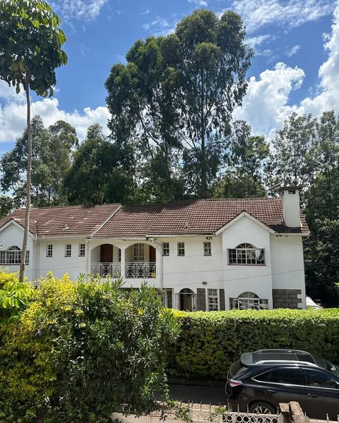 4 Bedroom Maisonette + DSQ for Sale in Lavington