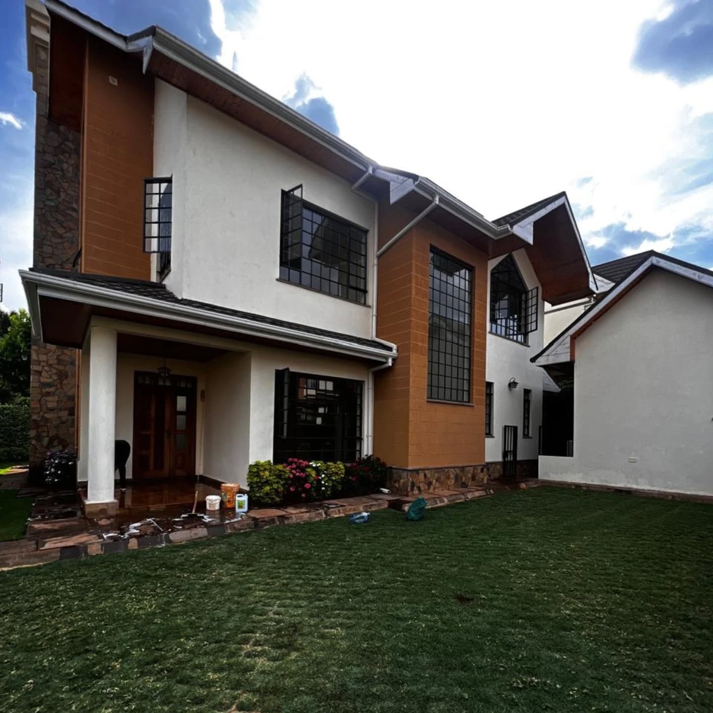4 Bedroom Maisonette + DSQ Maisonette To Let in Kiambu Road