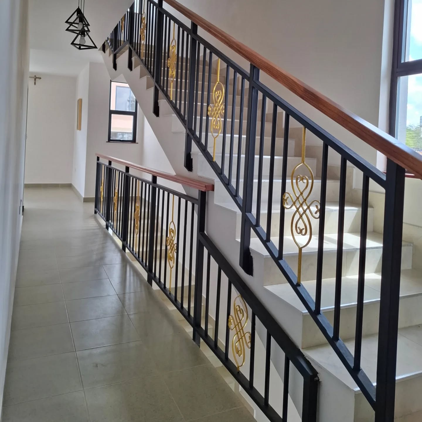 4 bedroom maisonette +dsq(All ensuite) for sale Off Mombasa Rd Image