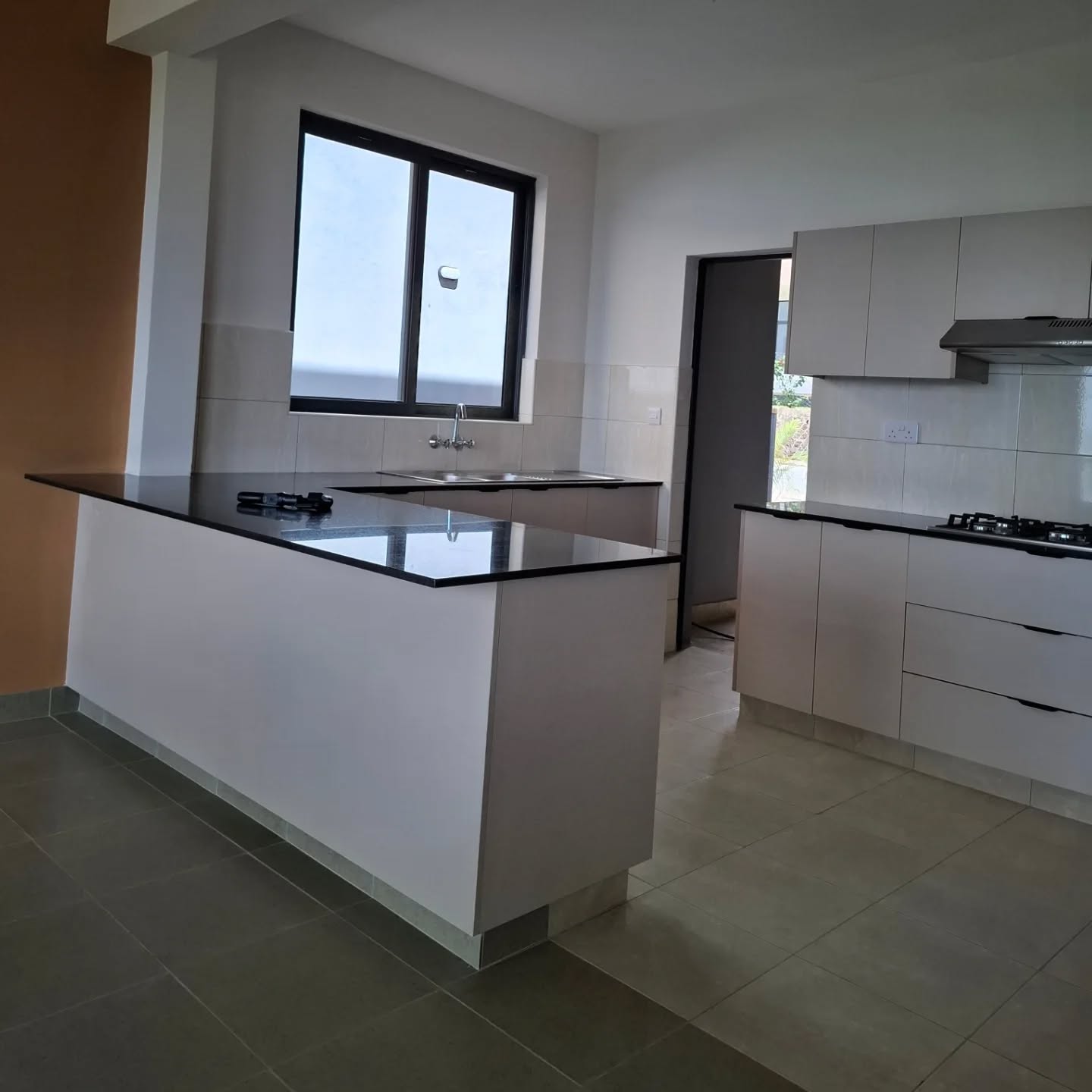 4 bedroom maisonette +dsq(All ensuite) for sale Off Mombasa Rd Image