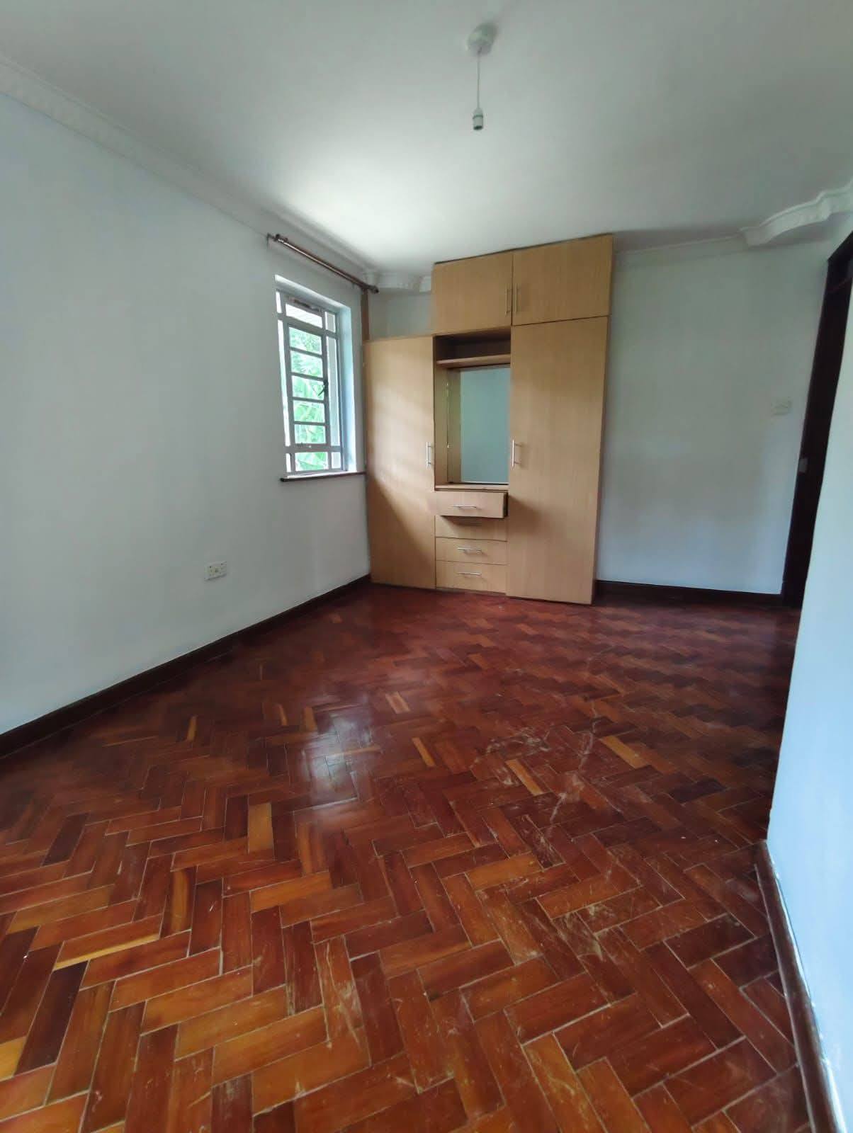 4 bedroom maisonette for rent in Kerarapon Image