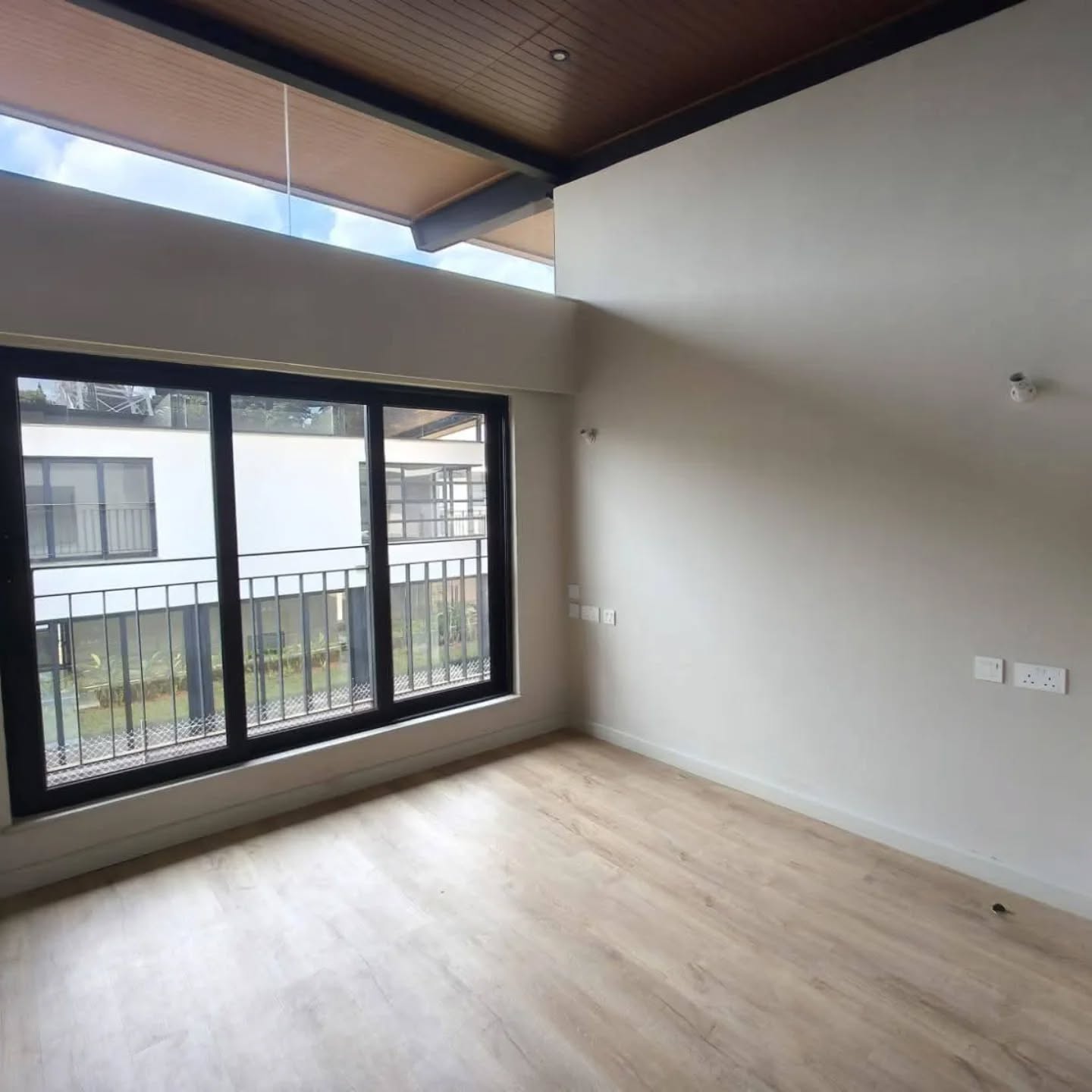 4 bedroom maisonette for rent in Runda Image