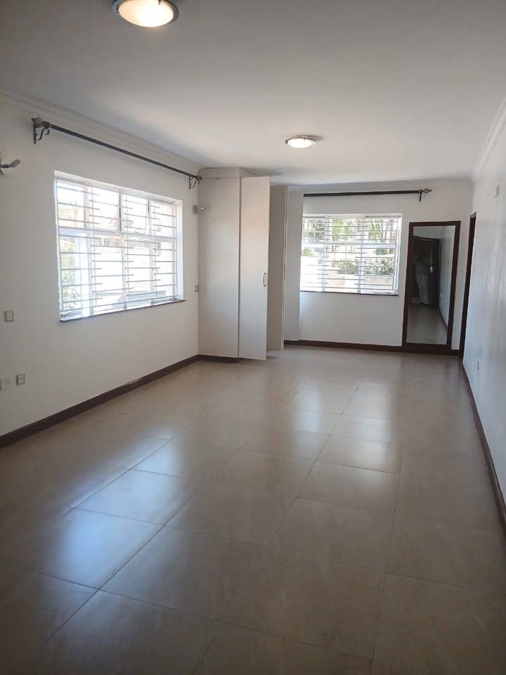 4 bedroom maisonette for rent in Runda Image