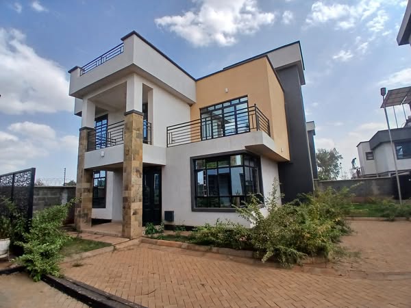 4 Bedroom Maisonette For Rent on Kenyatta Road