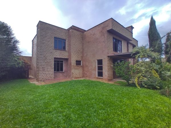 4 Bedroom Maisonette For Sale in Kahawa Sukari Estate