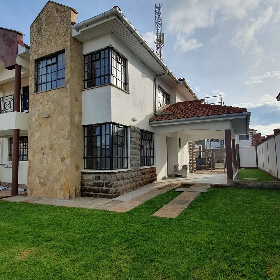 4 bedroom maisonette for sale in Karen