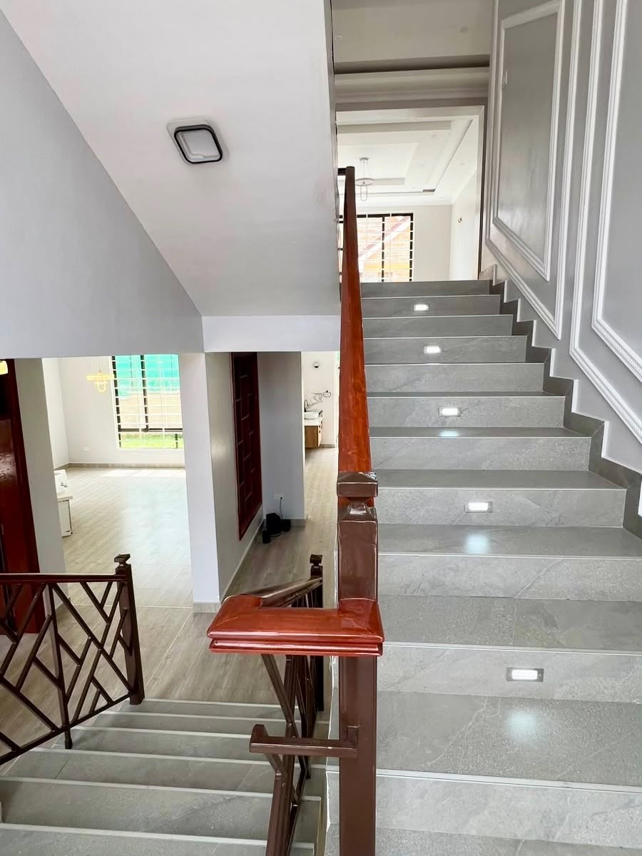 4 bedroom maisonette for sale in rimpa rongai Image