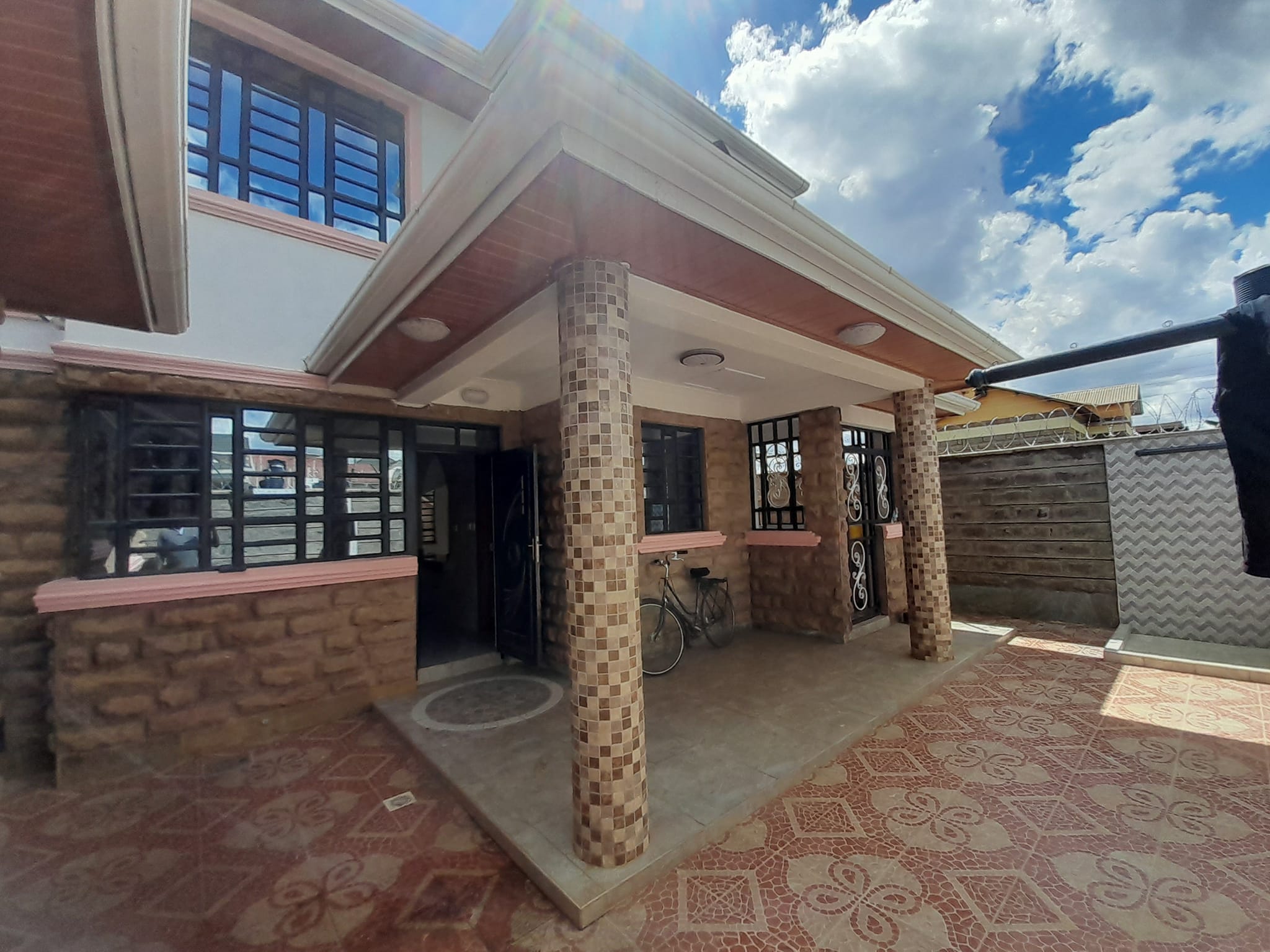 4 Bedroom Maisonette For Sale in Ruiru