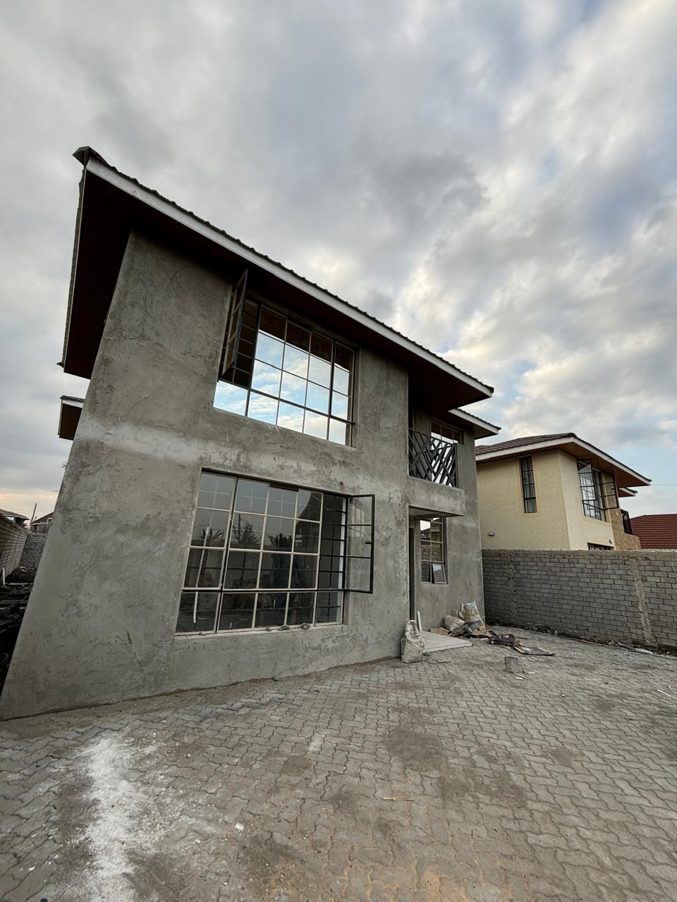 4 Bedroom Maisonette For Sale in Syokimau