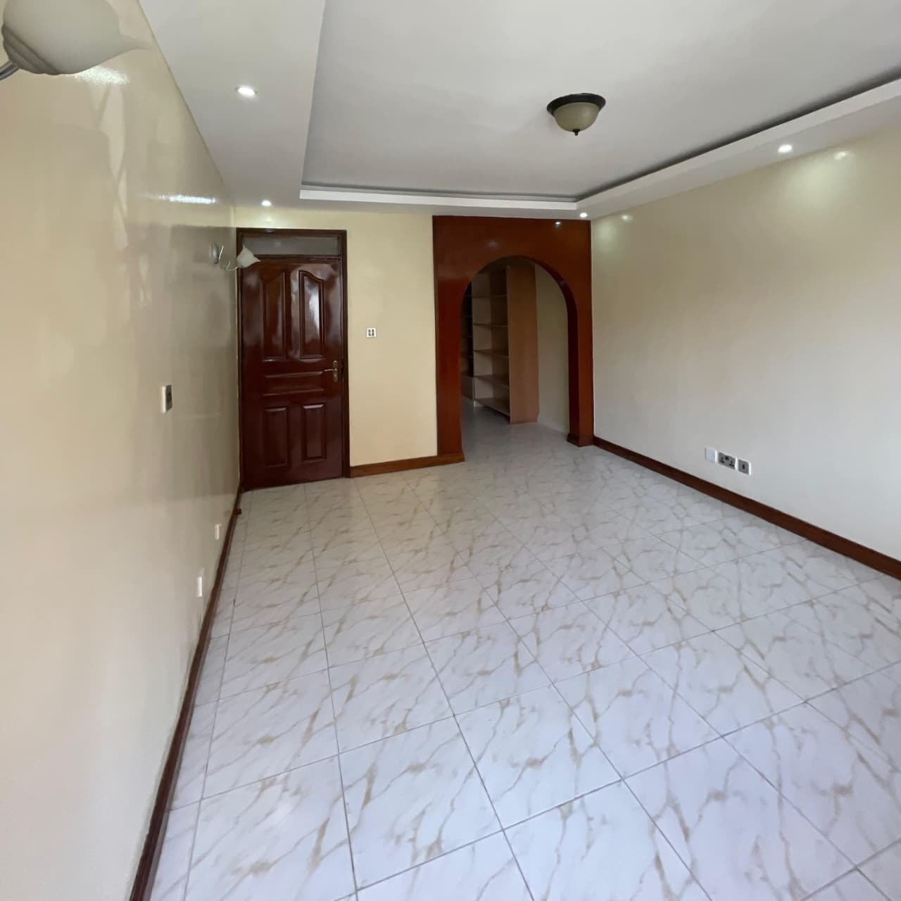 4 bedroom maisonette plus dsq for rent in kileleshwa Image