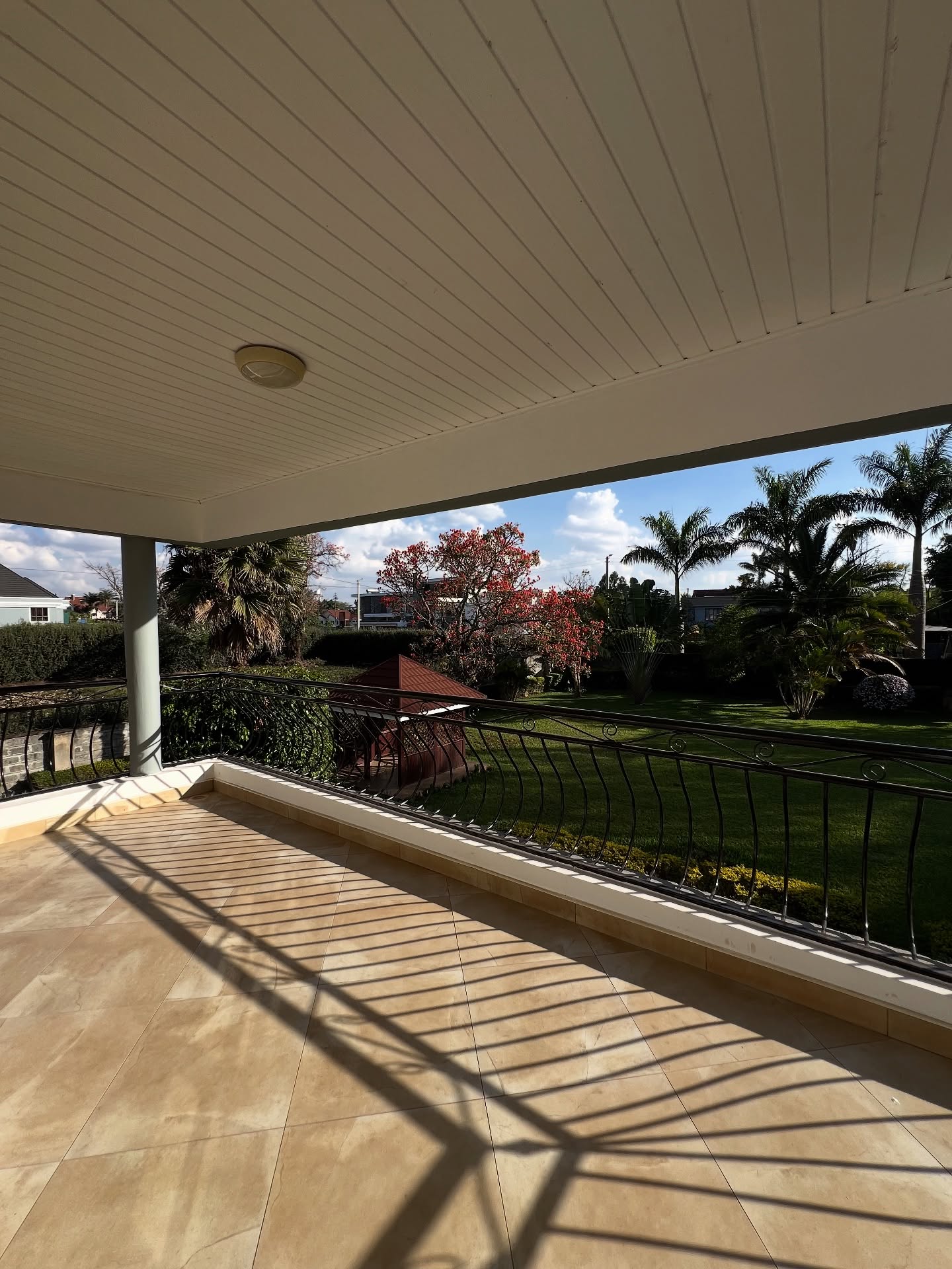 4 bedroom maisonette plus DSQ for rent in Runda Image