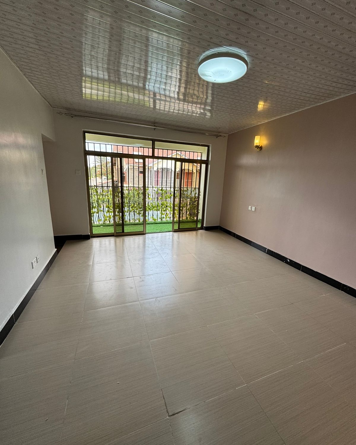 4 Bedroom Maisonette Plus DSQ For Sale in Athiriver Image