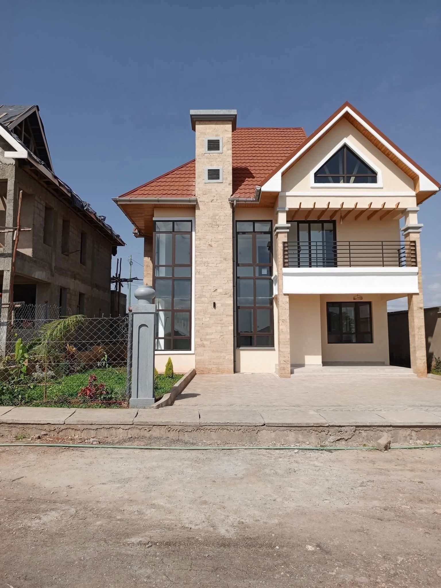 4 bedroom maisonette plus dsq for sale in Kitengela