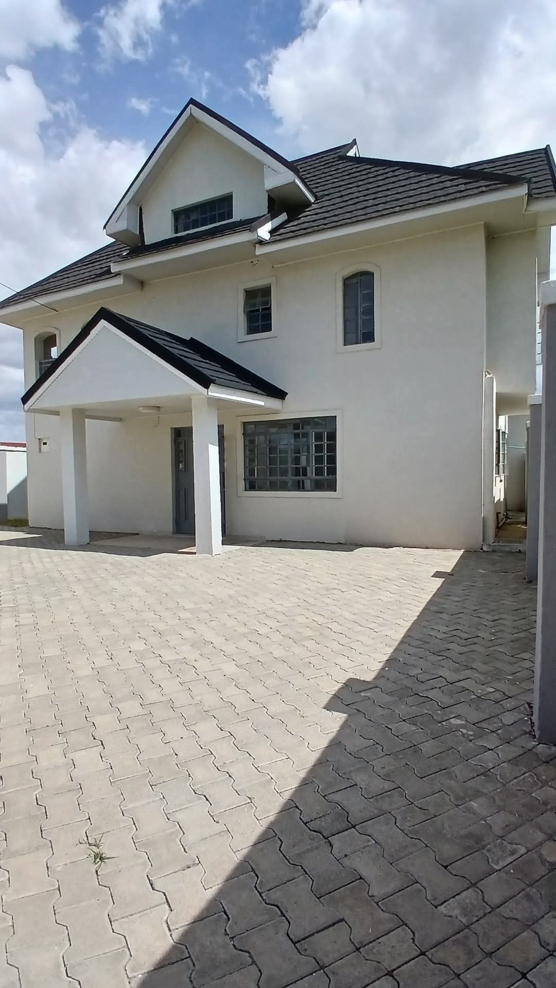 4 bedroom maisonette plus dsq for sale in Kitengela Image