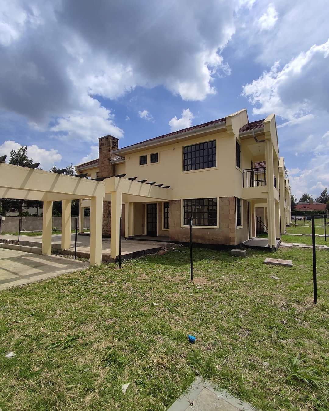 4 bedroom maisonette plus dsq for sale in Nkoroi, Rongai