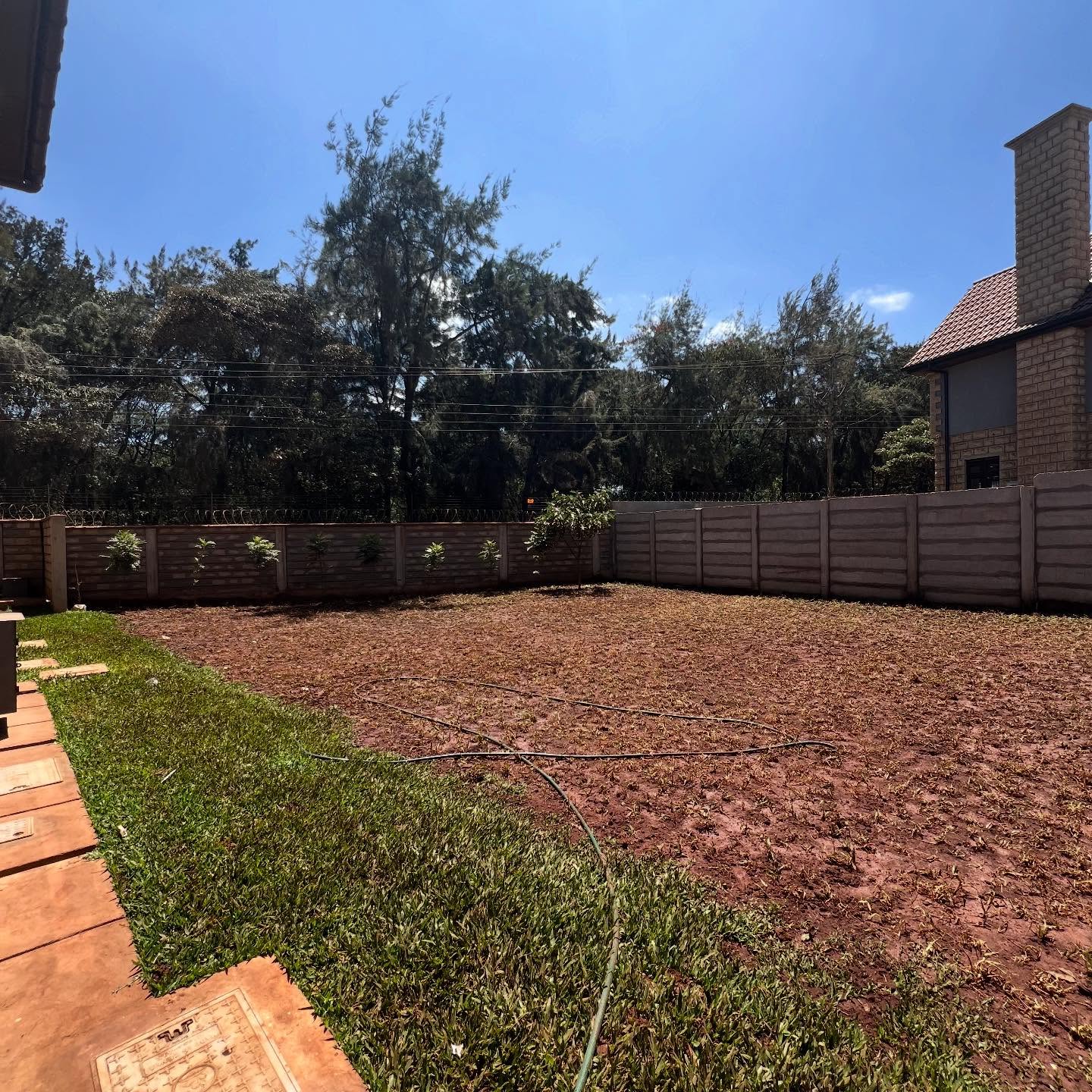 4 bedroom maisonette plus dsq villa for sale in Kibiko Image