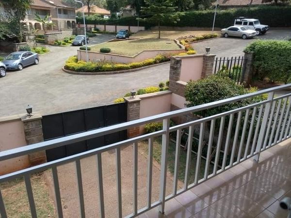 4 bedroom maisonette plus sq to let in Upper Hill