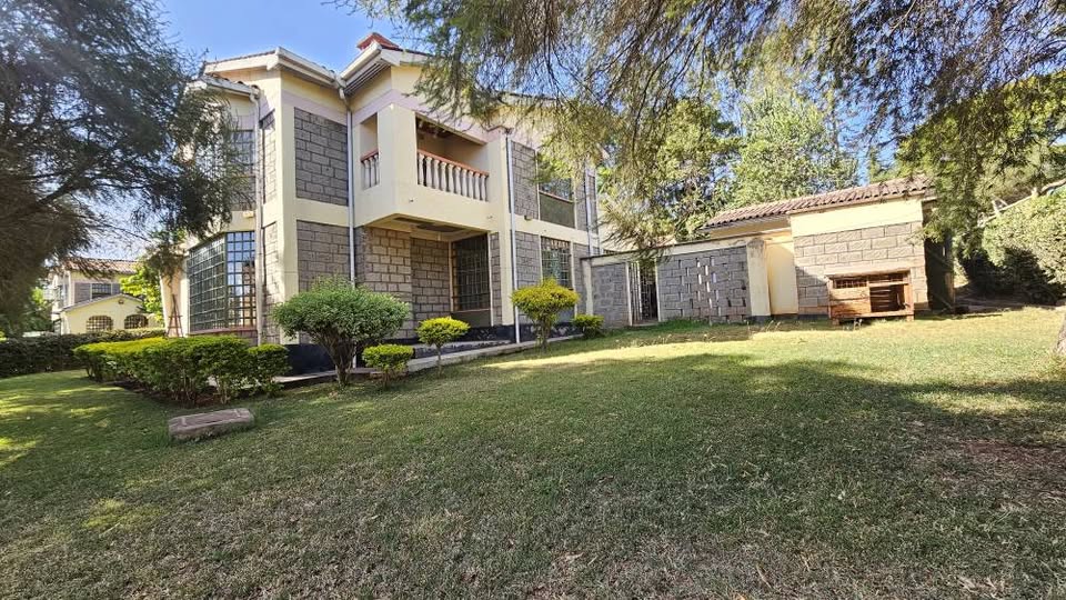 4 bedroom maisonette to let in Karen