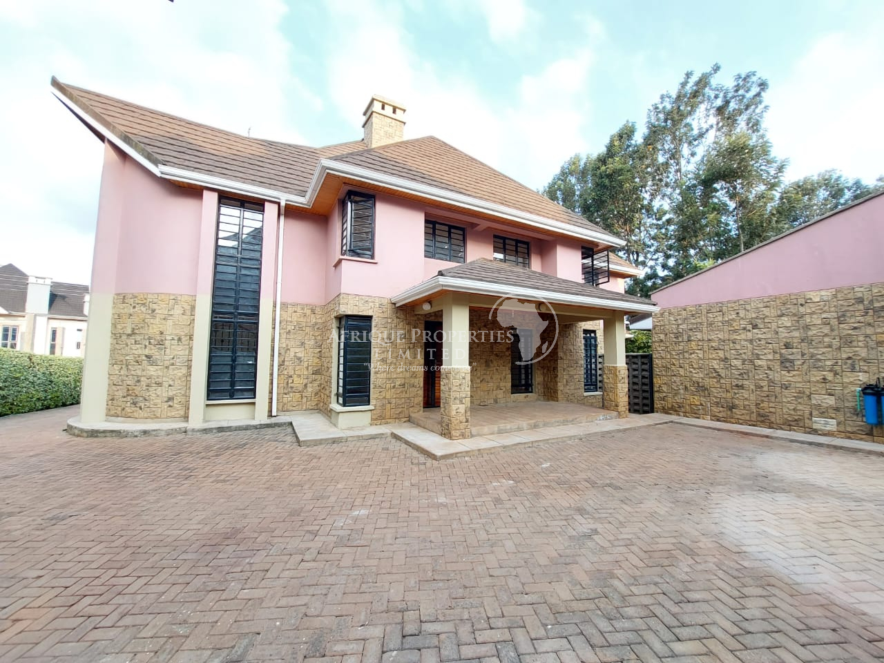 4 Bedroom Maisonette To Let in Kiambu Road