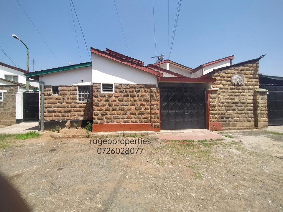 4 bedroom maisonette to let in Langata.