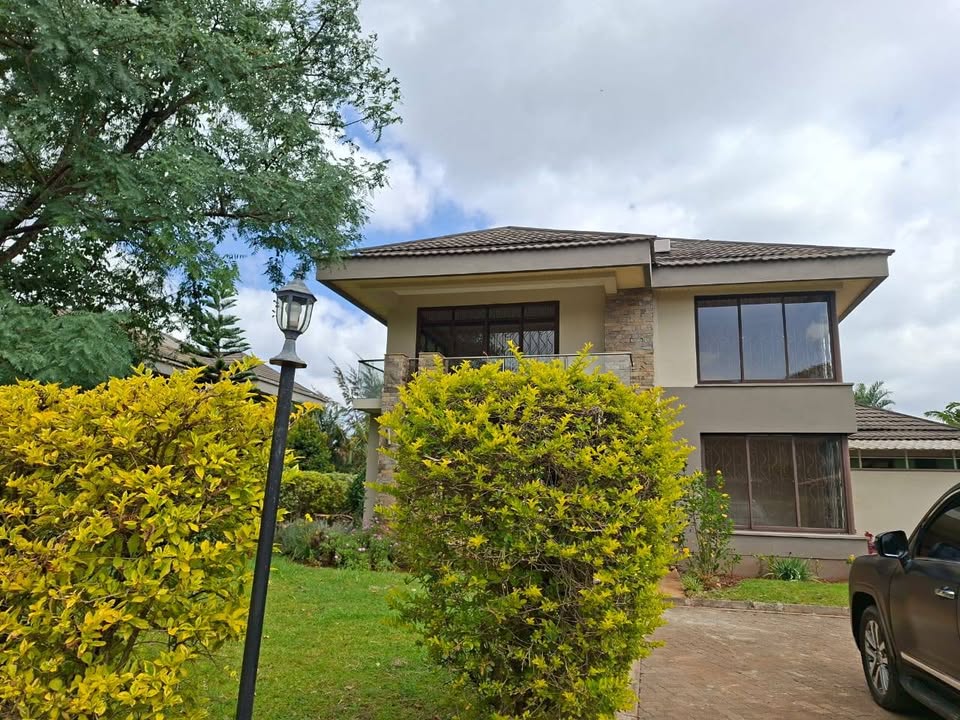 4 BEDROOM MAISONETTE TO LET IN RIDGEWAYS ESTATE