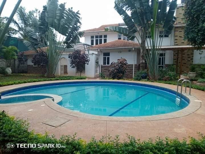 4 bedroom maisonette to let in Runda.