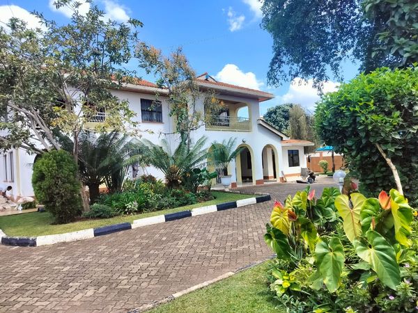 4 bedroom maisonette to let in Runda