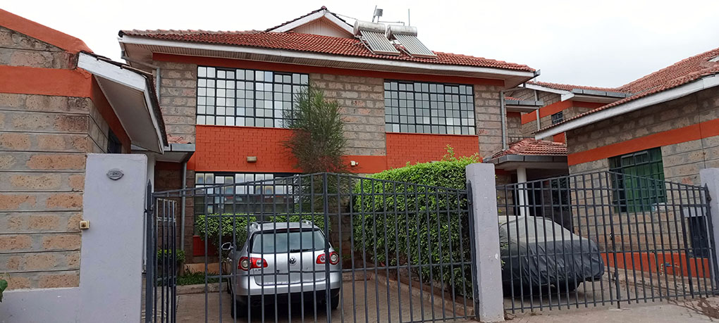 4 Bedroom Maisonette With DSQ For Sale off Mombasa Road