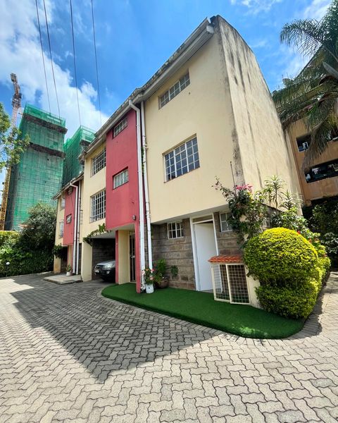 4 Bedroom Plus Dsq Mansionette For Fent in Kilimani