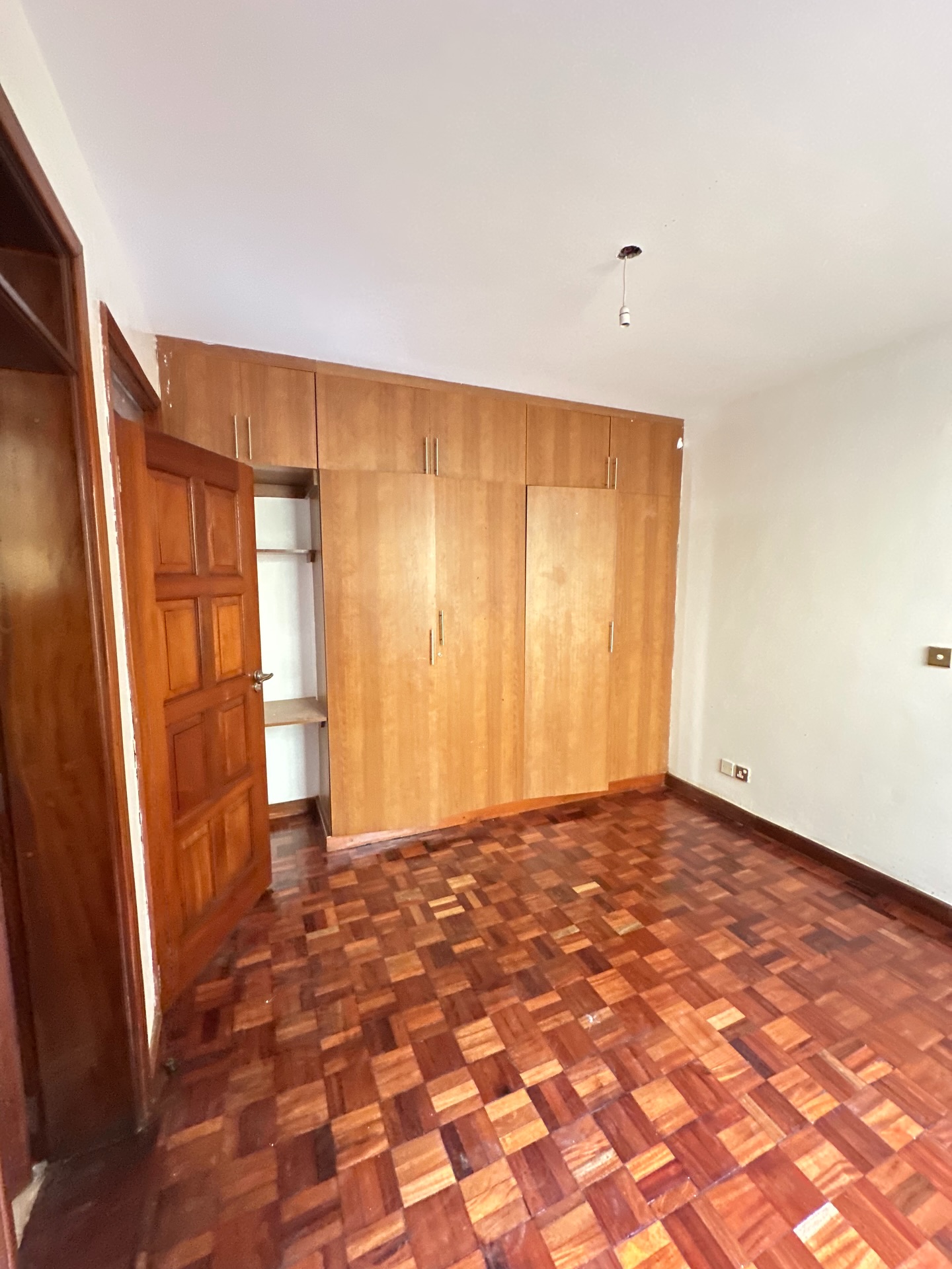 4 Bedroom plus DSQ Townhouses to Let in Kileleshwa Image