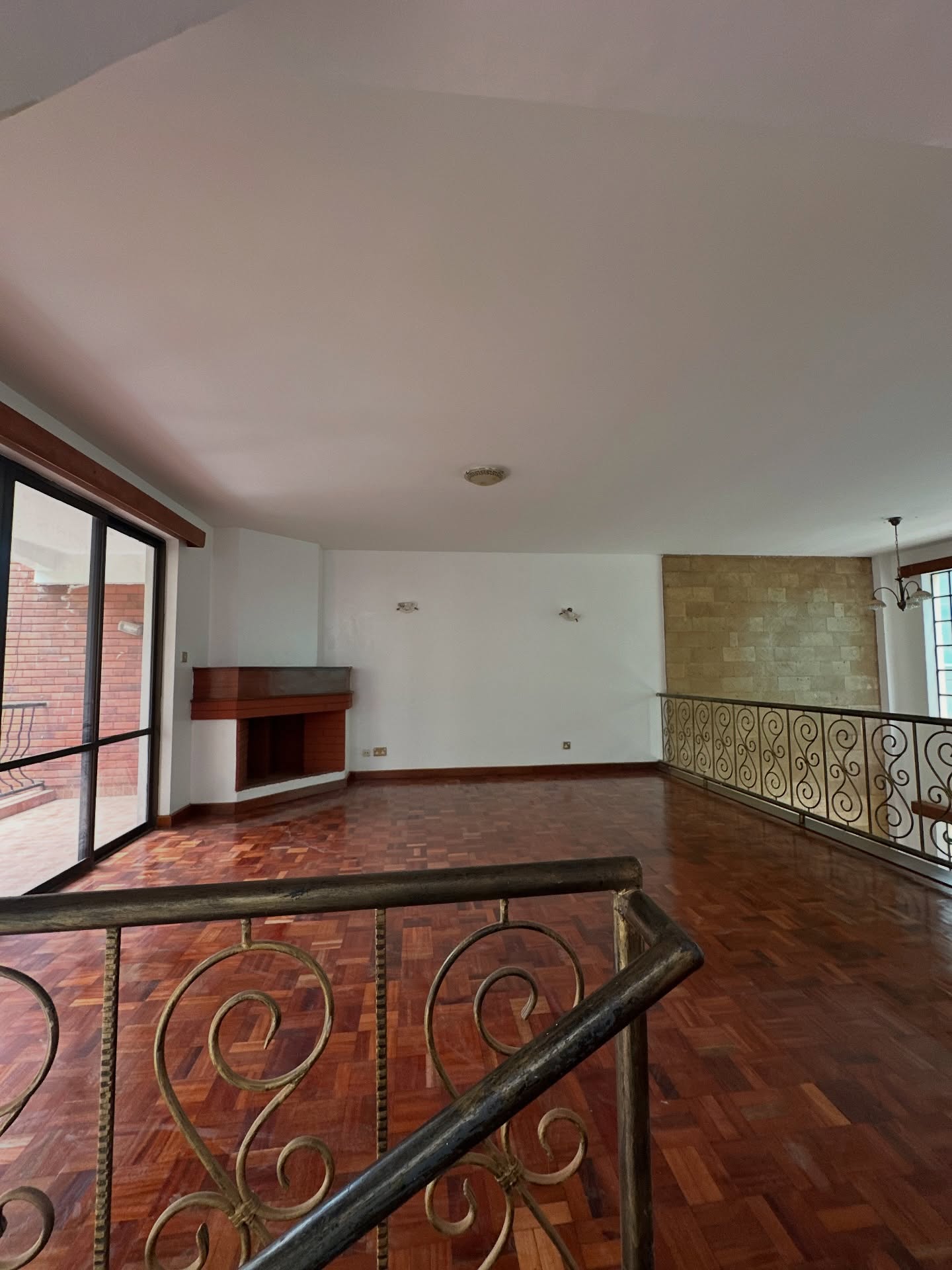 4 Bedroom plus DSQ Townhouses to Let in Kileleshwa Image