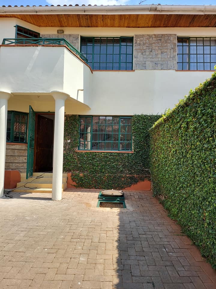 4 bedroom towhouse for rent in Kileleshwa