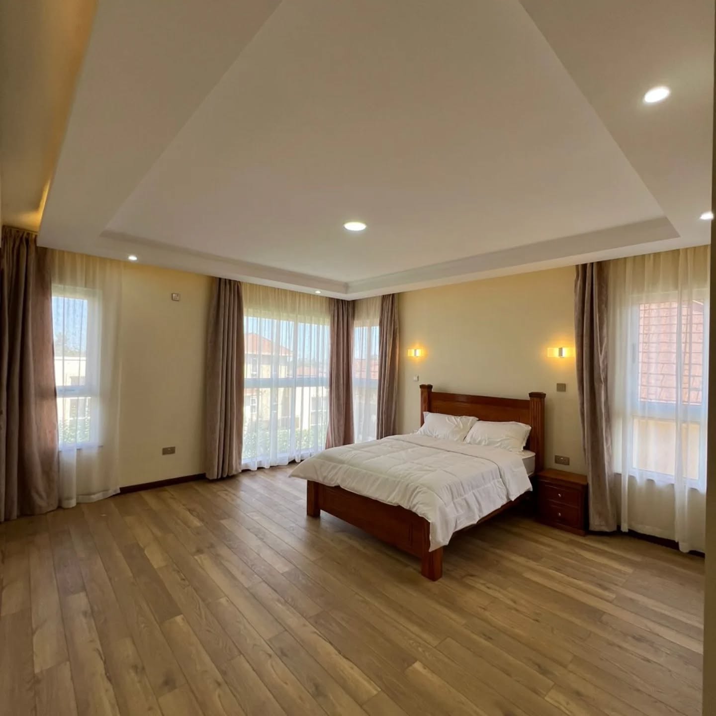 4 Bedroom Townhouse + DSQ for Rent in Runda Image