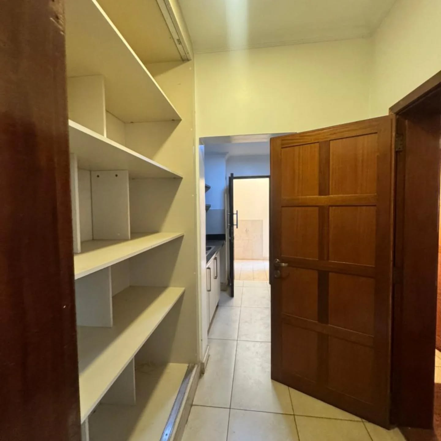 4-Bedroom Townhouse + DSQ To Let in Kileleshwa – Kaputei Road Image