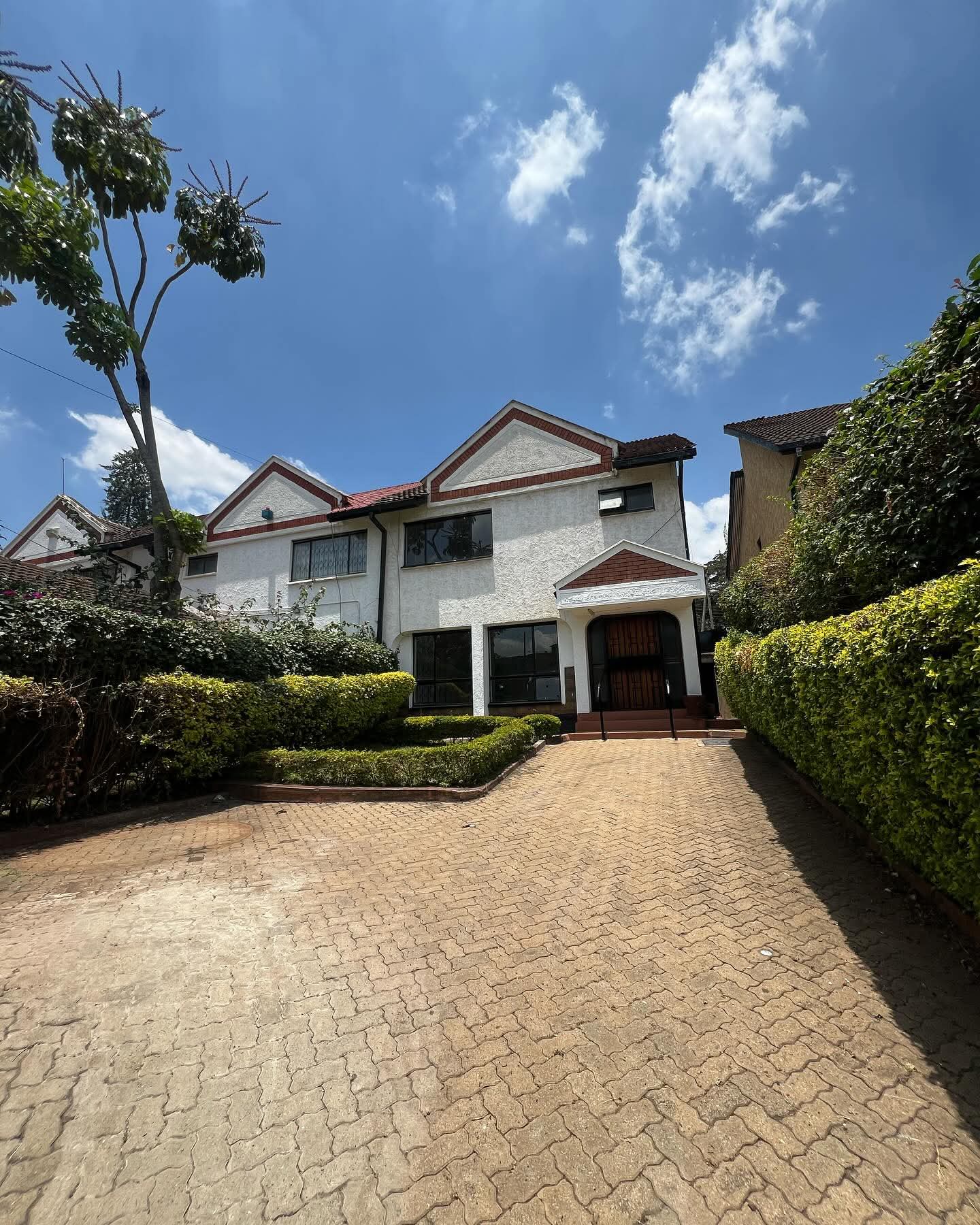 4 bedroom townhouse plus dsq for sale in Kileleshwa