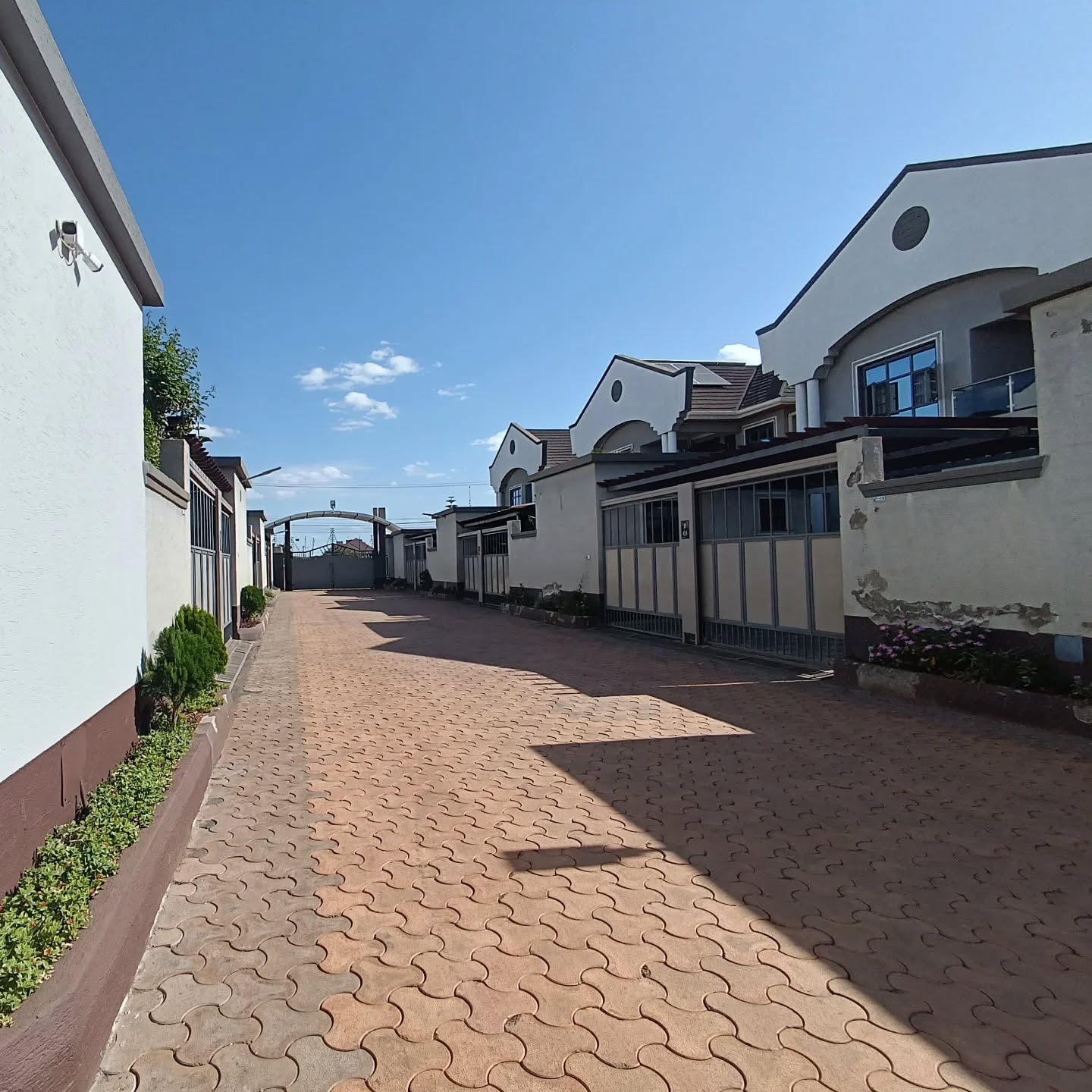 4 Bedroom Townhouse plus Sq For Sale in Ruiru, Kamakis Image