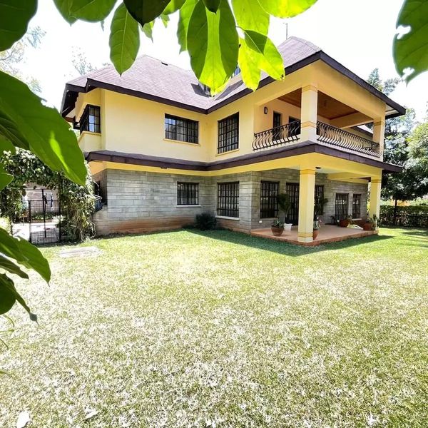 4-bedroom townhouse with a dsq is now available for rent in Lavington