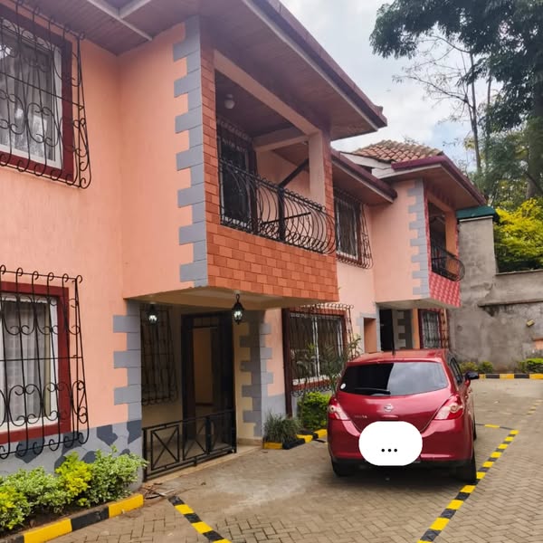 4 Bedroom Townhouse with DSQ for Rent in Kileleshwa Image