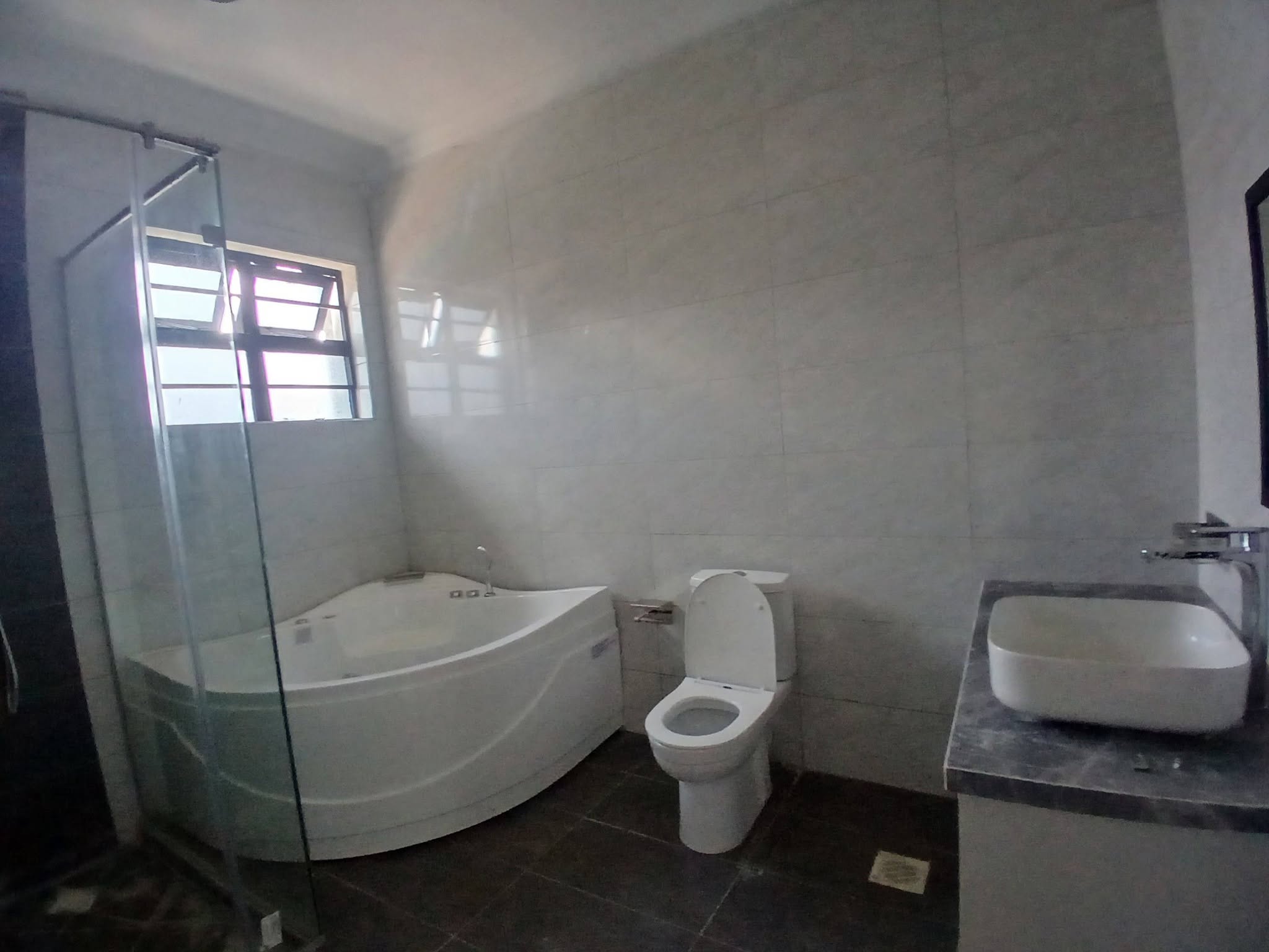 4 bedroom ultra modern mansionate for sale in Membley area, Eastern bypass Ruiru. Image