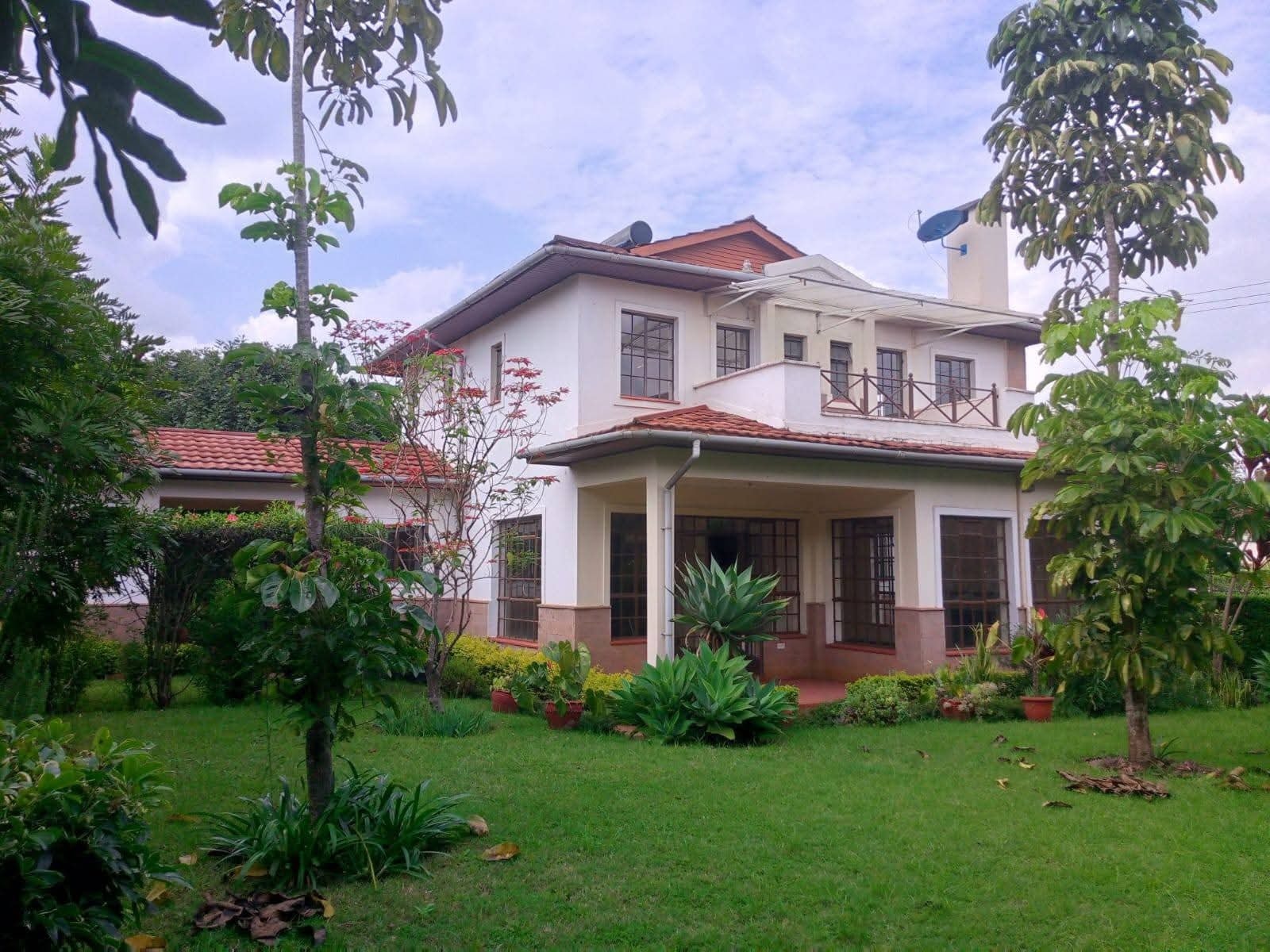 4 bedroom villa to let in Redhill