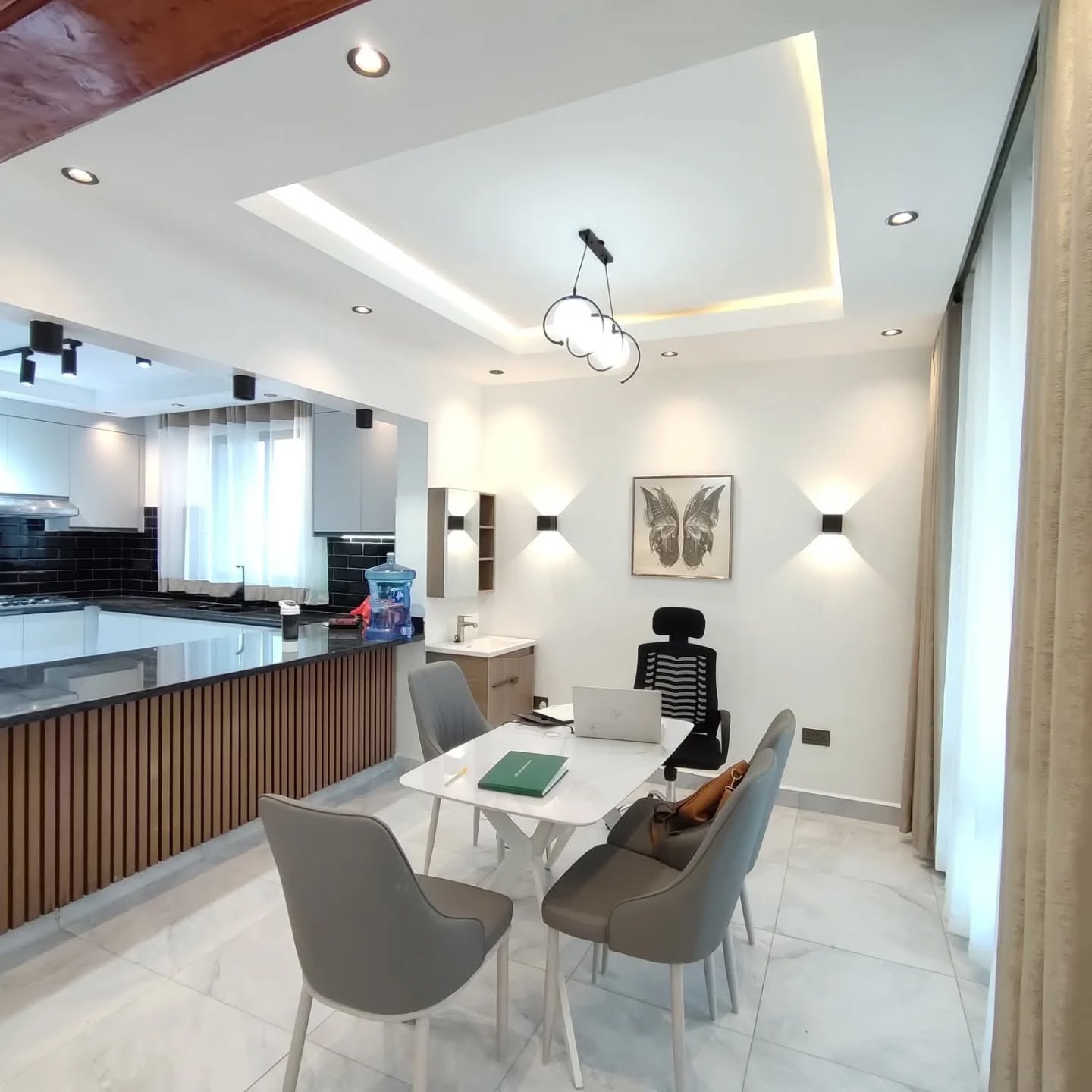 4 Bedroom Villas + DSQ For Sale in Eastern Bypass Image
