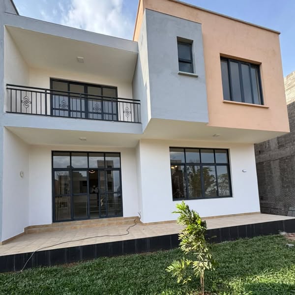 4 Bedroom Villas + DSQ for Sale in Syokimau